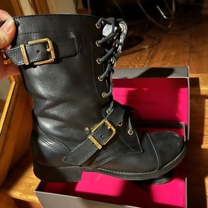 Vince Camuto combat leather boot - size 5.5